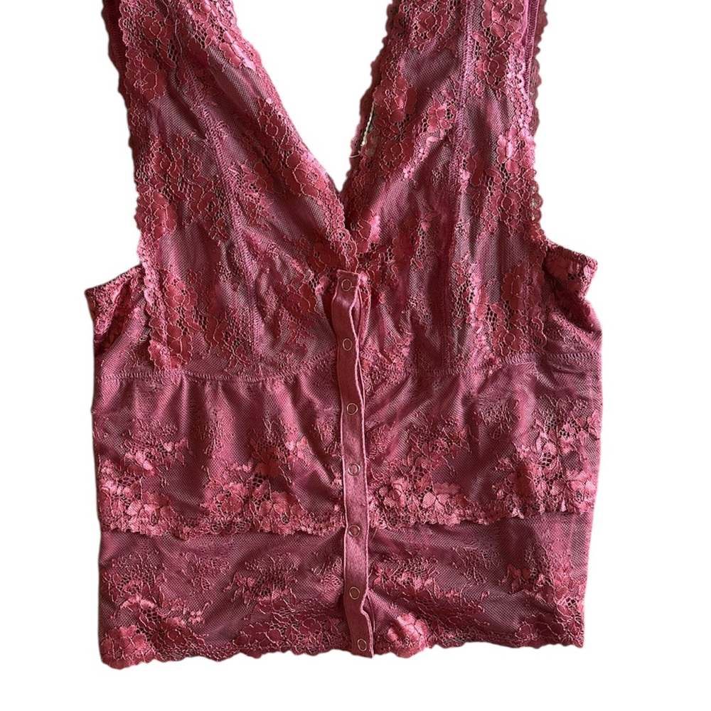 Lace tank top (A24)